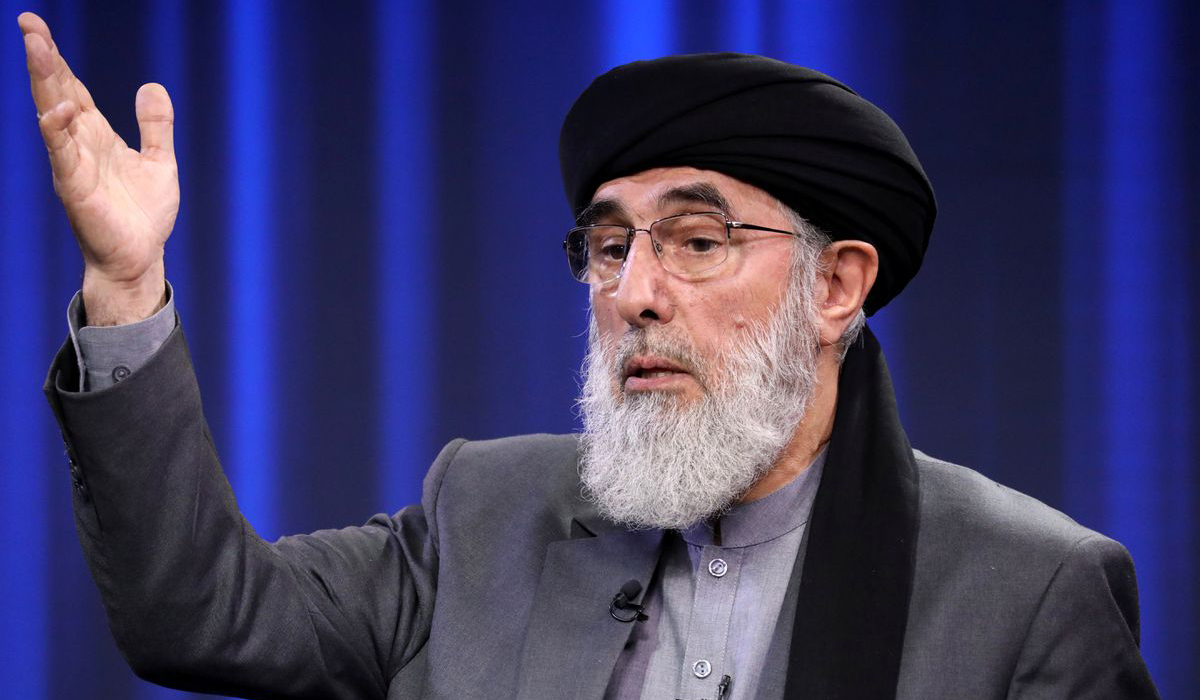 Afghanistan's Hekmatyar says heading for Doha with Karzai, Abdullah Abdullah to meet Taliban - Al Ja